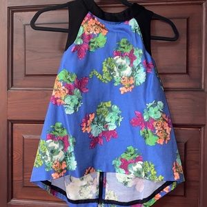 Floral top with back zipper details Anthropologie